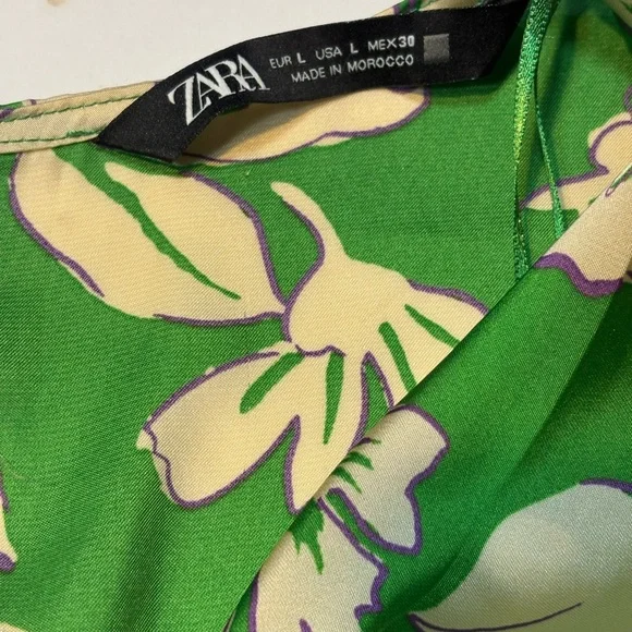 Zara green cream floral satiny jumpsuit V-neckline knot detail waist cut-outs - Picture 8 of 11